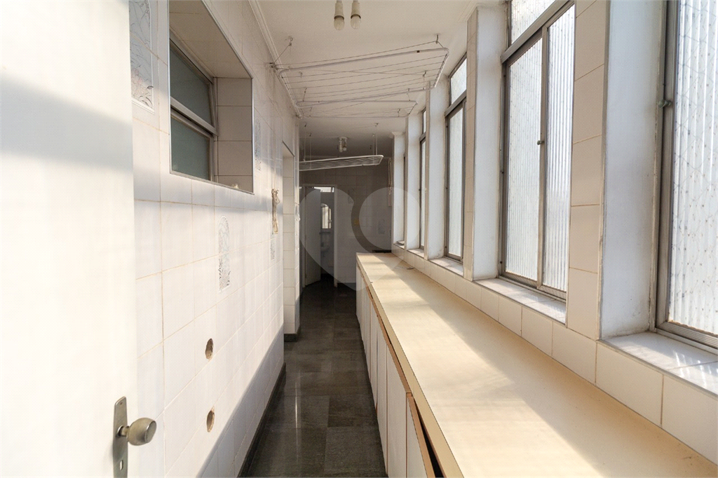 APARTAMENTO em HIGIENÓPOLIS