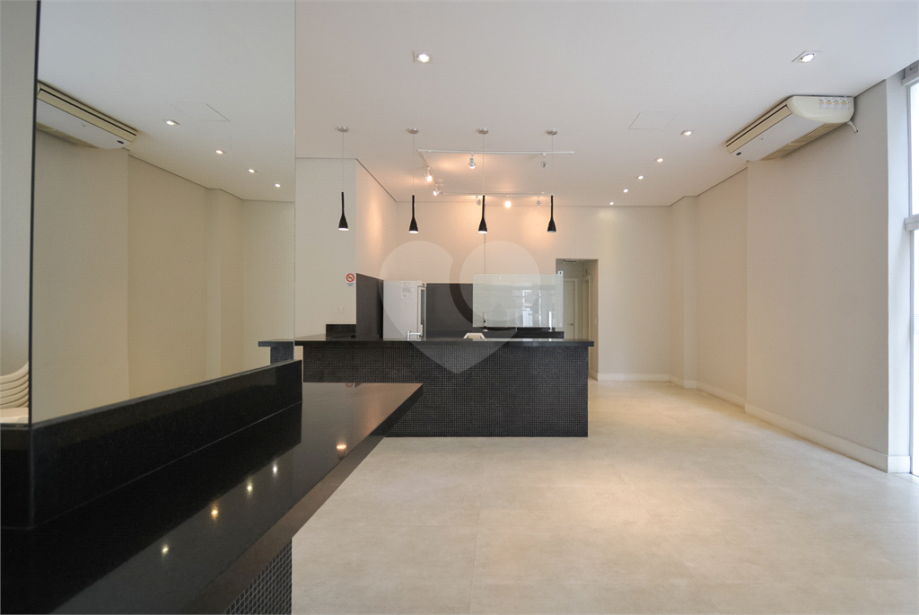 Apartamento de 180 m² em ótima localização na Rua Baronesa de Itú em Higienópolis