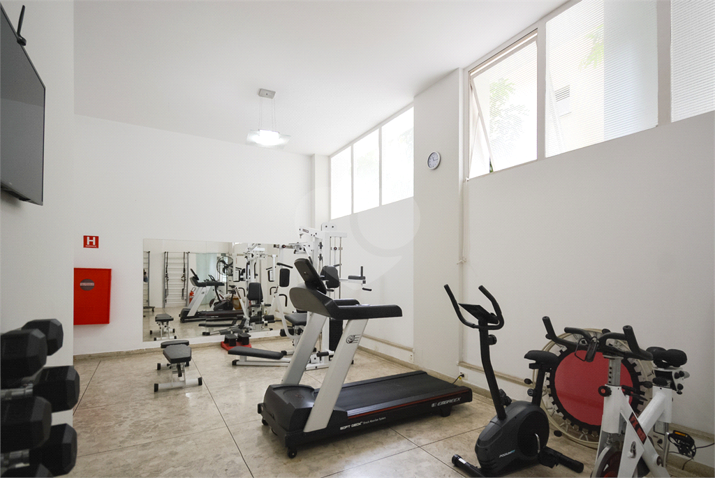 Apartamento de 180 m² em ótima localização na Rua Baronesa de Itú em Higienópolis