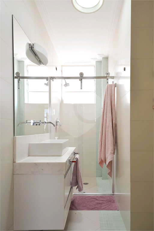 Apartamento de 180 m² em ótima localização na Rua Baronesa de Itú em Higienópolis