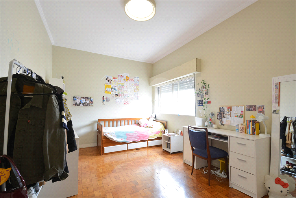 Apartamento de 180 m² em ótima localização na Rua Baronesa de Itú em Higienópolis