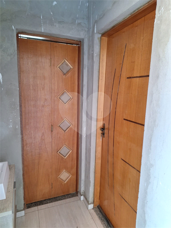 Casa de Condomínio à venda com 4 quartos, 250m² - Foto 19