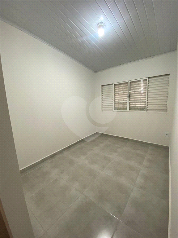 Casa à venda com 5 quartos, 200m² - Foto 26