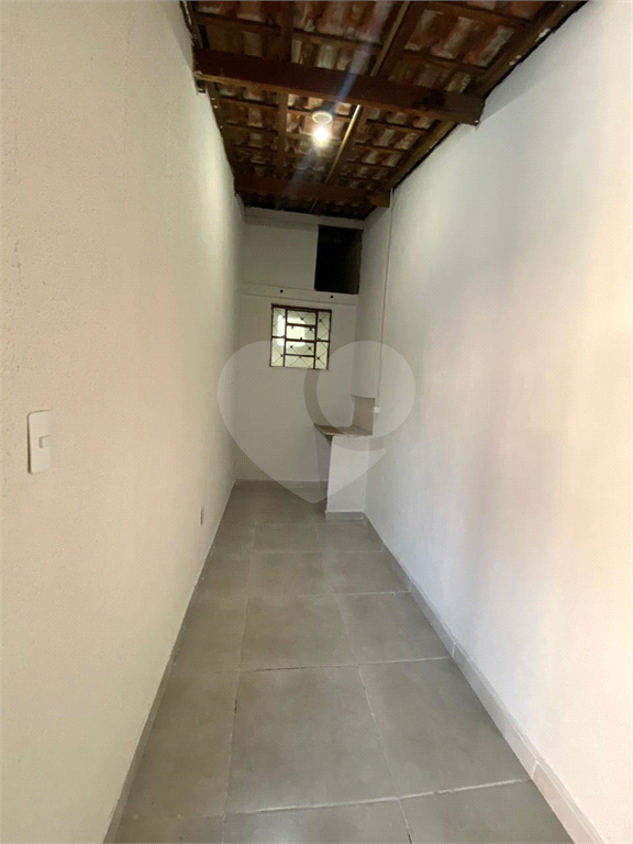 Casa à venda com 5 quartos, 200m² - Foto 12