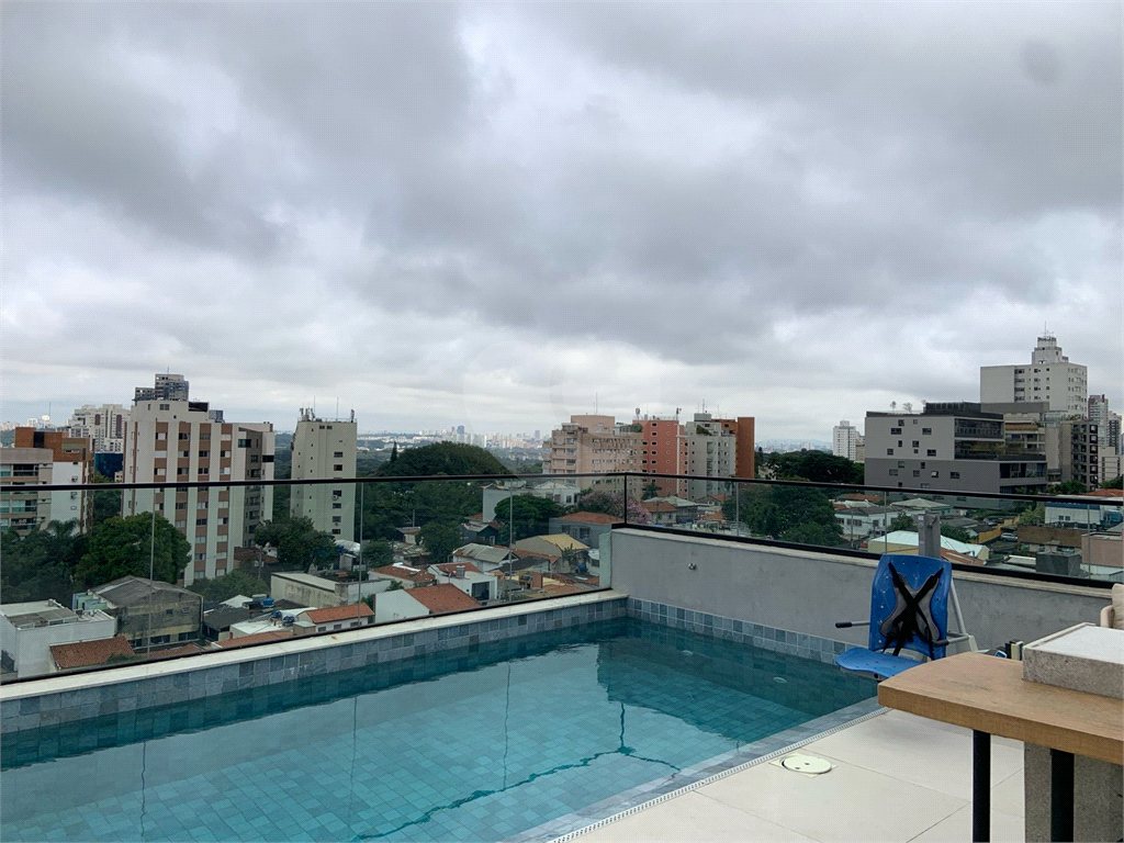 Aconchegante apartamento à venda na Vila Madalena