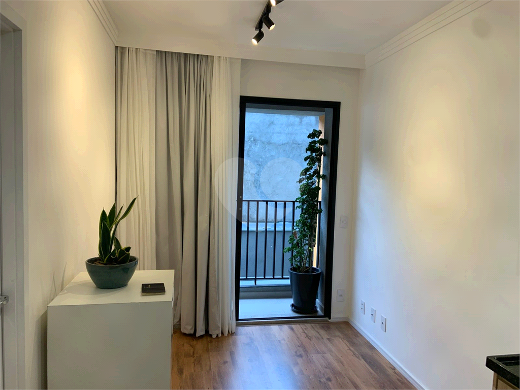 Aconchegante apartamento à venda na Vila Madalena