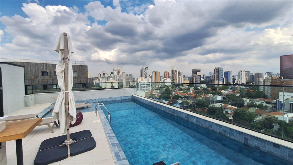 Aconchegante apartamento à venda na Vila Madalena