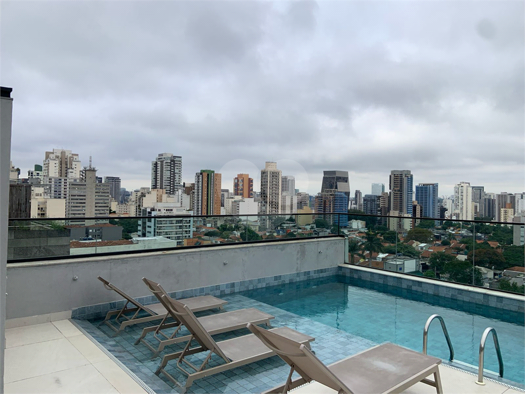 Aconchegante apartamento à venda na Vila Madalena
