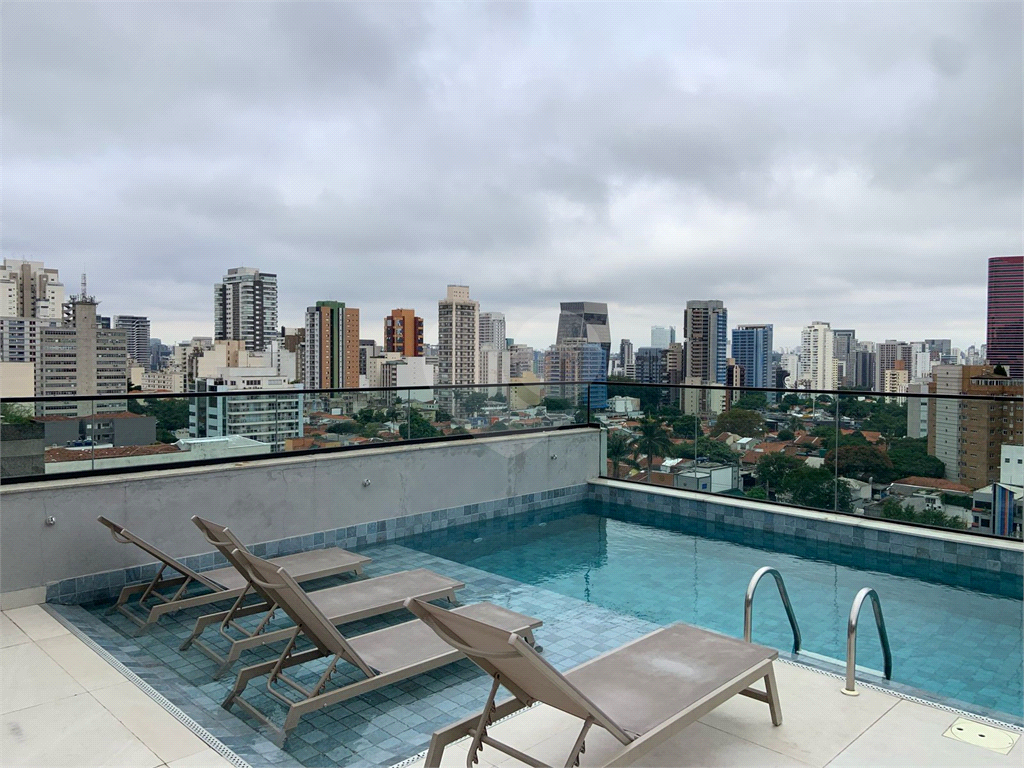 Aconchegante apartamento à venda na Vila Madalena
