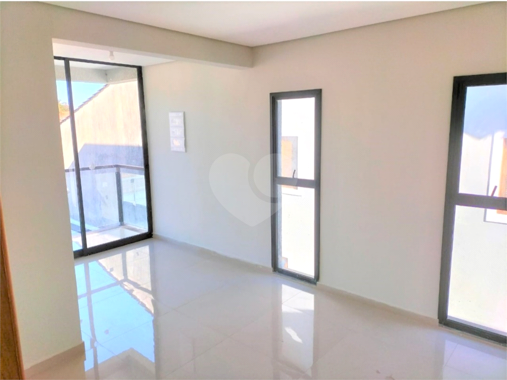 Sobrado à venda e aluguel com 3 quartos, 150m² - Foto 4