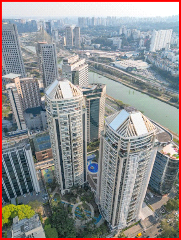APARTAMENTO em BROOKLIN