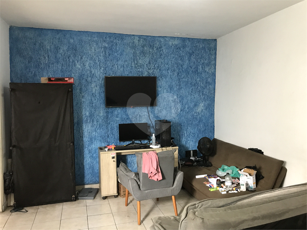 Prédio Comercial de esquina, na Avenida Nossa Senhora da Concórdia, Tremembé!!