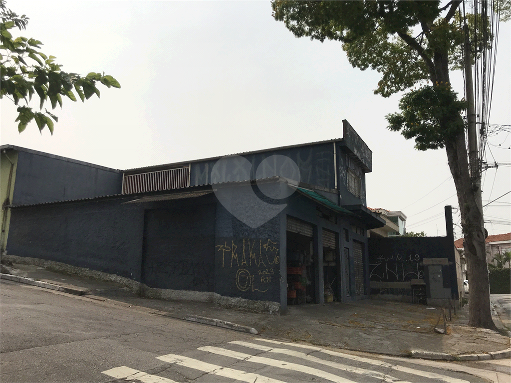 Prédio Comercial de esquina, na Avenida Nossa Senhora da Concórdia, Tremembé!!