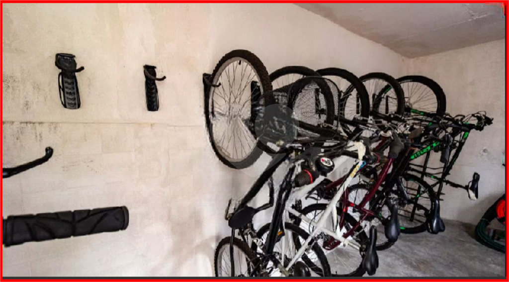 APARTAMENTO em ALTO DA LAPA