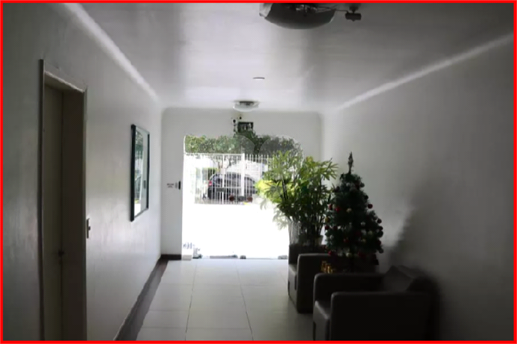 APARTAMENTO em ALTO DA LAPA