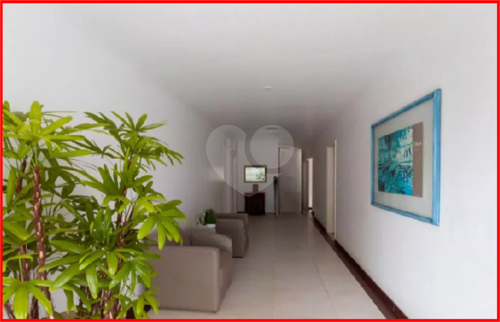 APARTAMENTO em ALTO DA LAPA