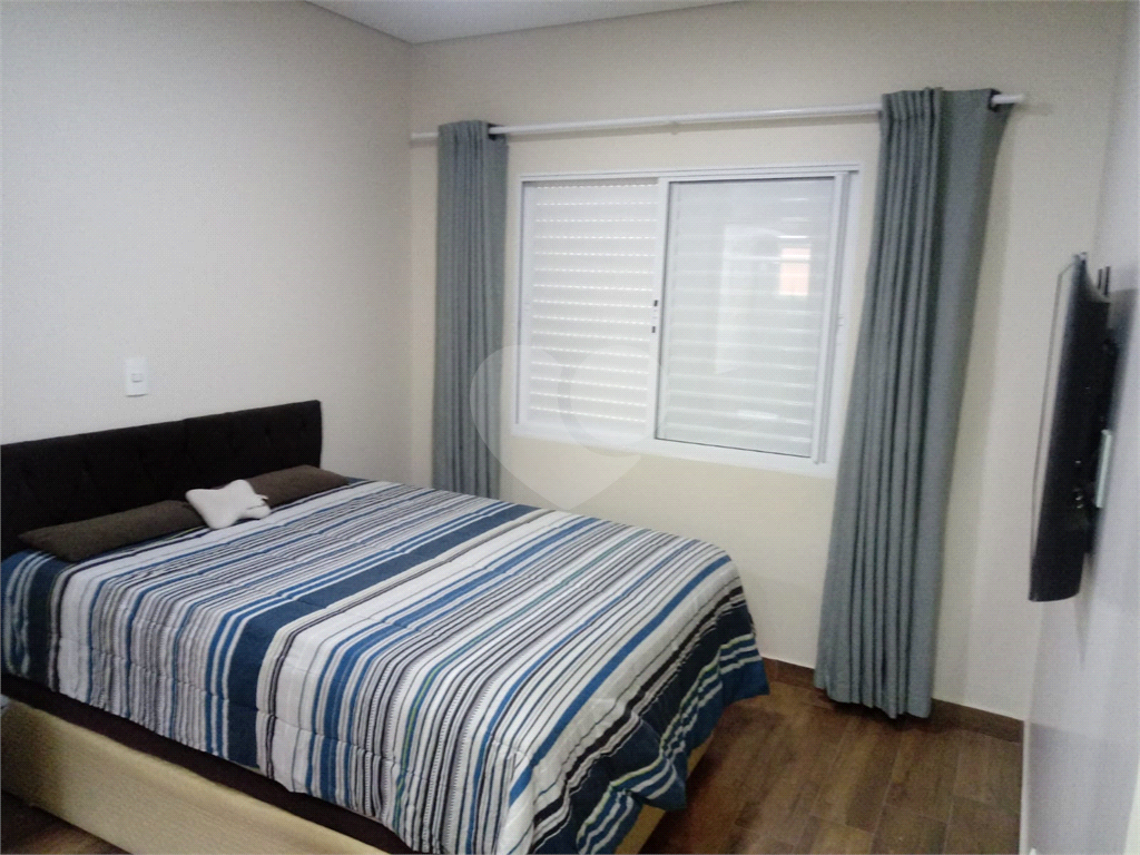 Casa Térrea em Atibaia com 2 suites. 