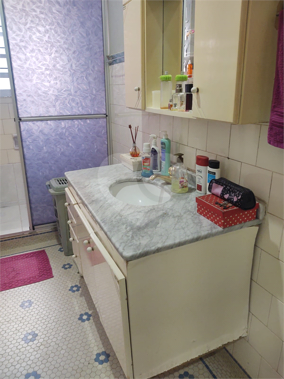 APARTAMENTO em PINHEIROS