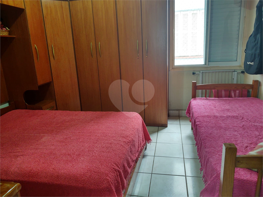 APARTAMENTO em PINHEIROS