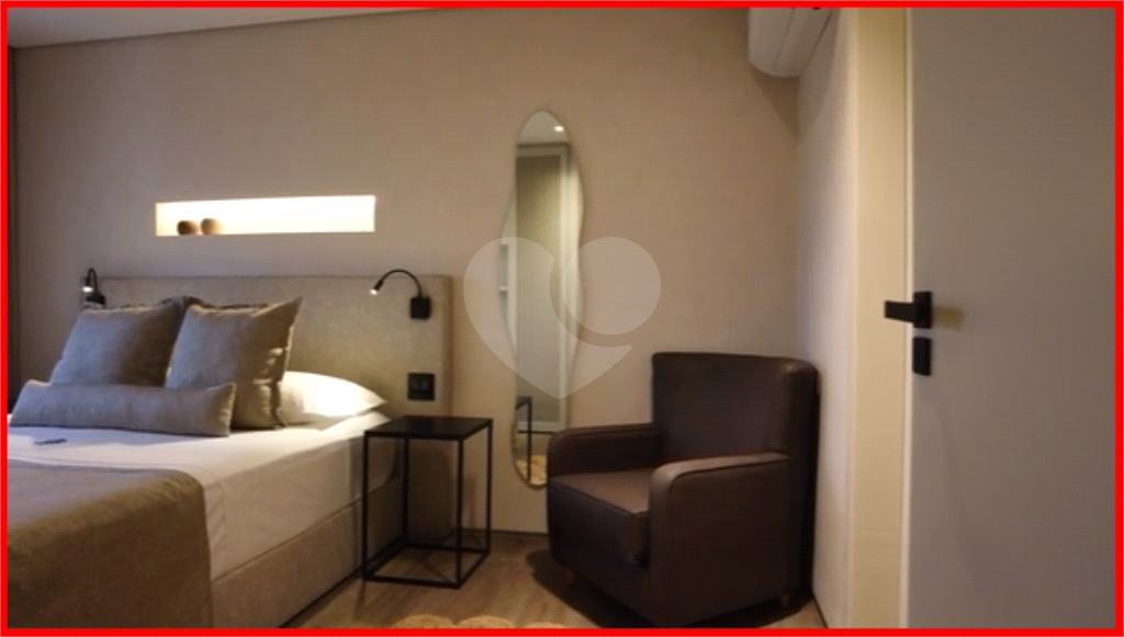 APARTAMENTO em VILA CLEMENTINO