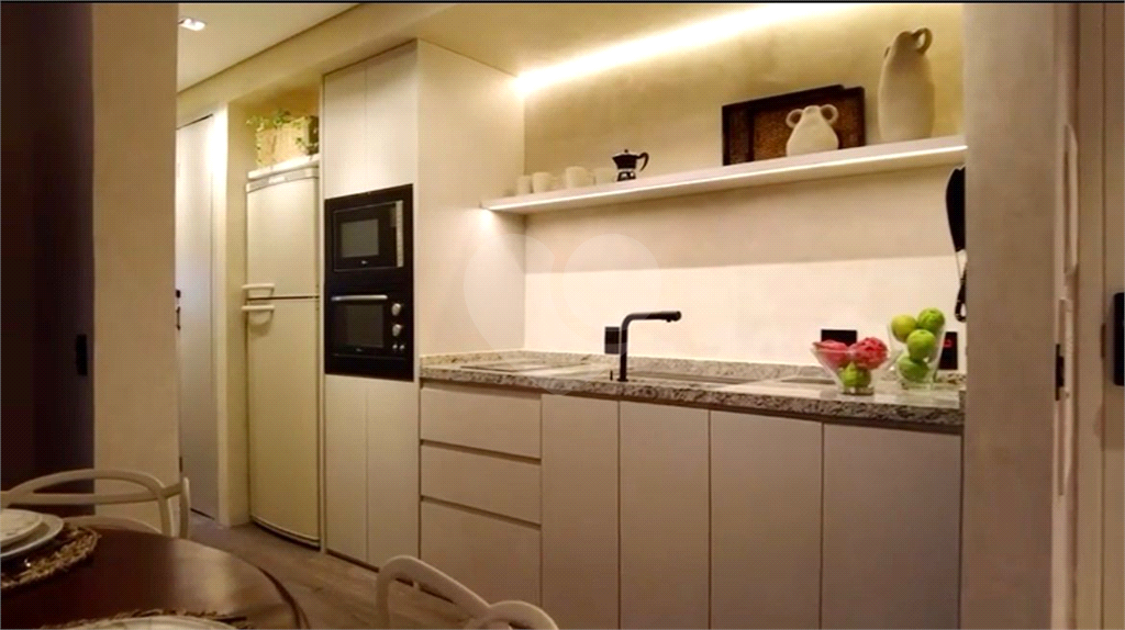 APARTAMENTO em VILA CLEMENTINO
