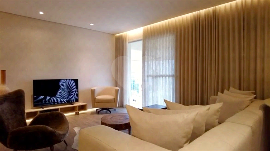 APARTAMENTO em VILA CLEMENTINO