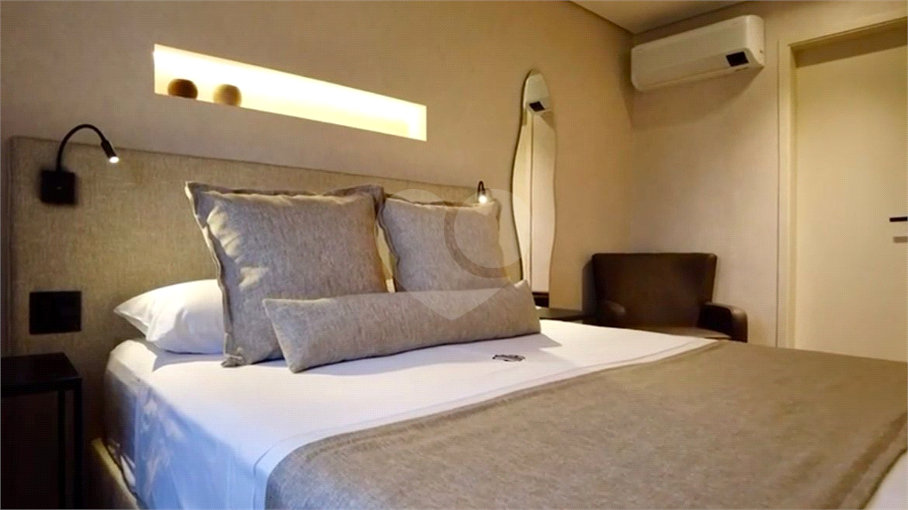 APARTAMENTO em VILA CLEMENTINO