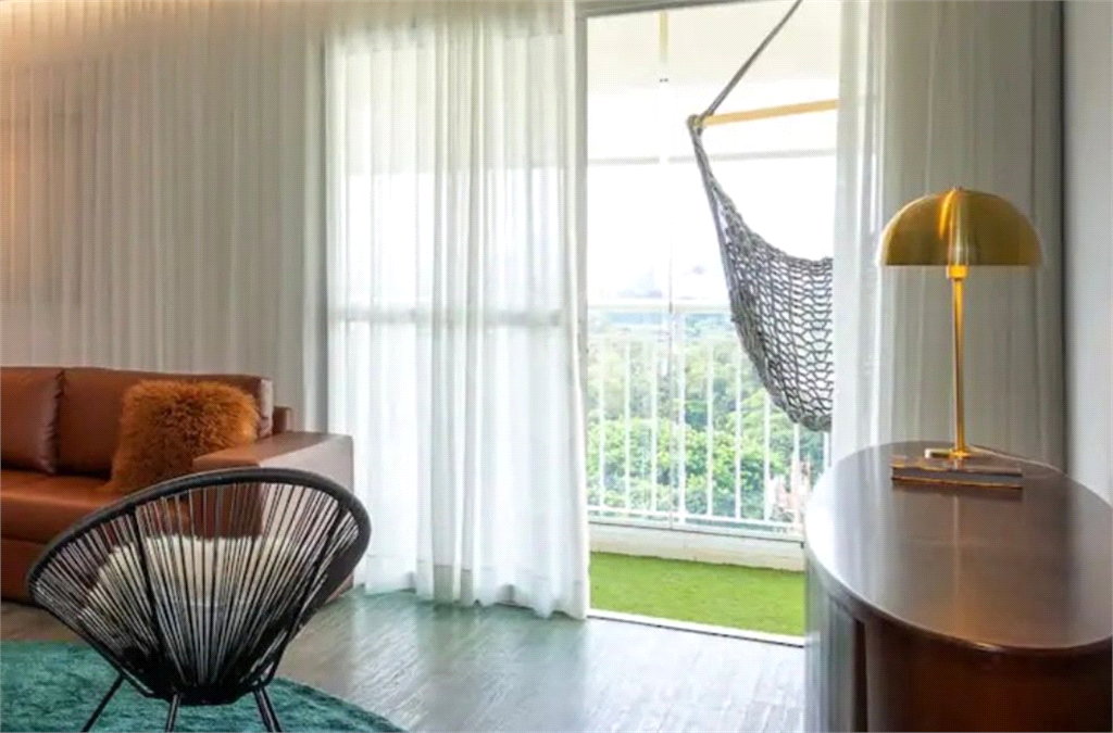 APARTAMENTO em VILA CLEMENTINO