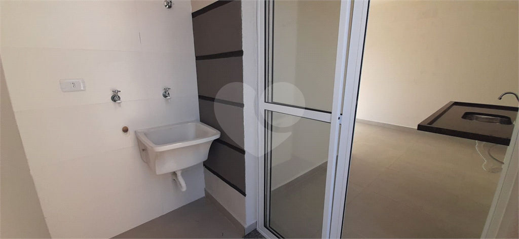 Apartamento à venda com 2 quartos, 42m² - Foto 6