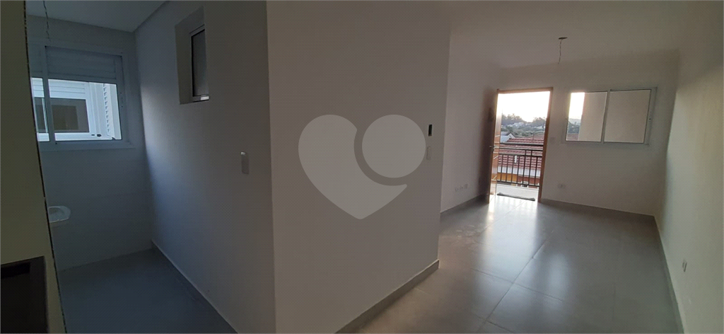 Apartamento à venda com 2 quartos, 42m² - Foto 2