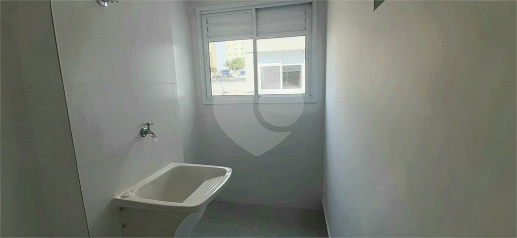 Apartamento à venda com 2 quartos, 40m² - Foto 6