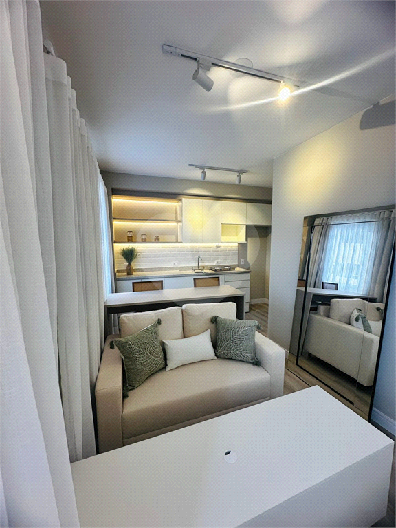 Studio mobiliado, a venda com  27m² - Lazer completo