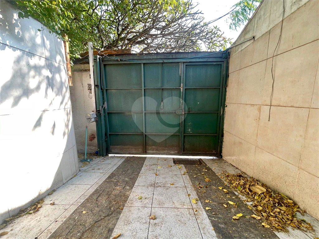 Sobrado à venda com 4 quartos, 240m² - Foto 37