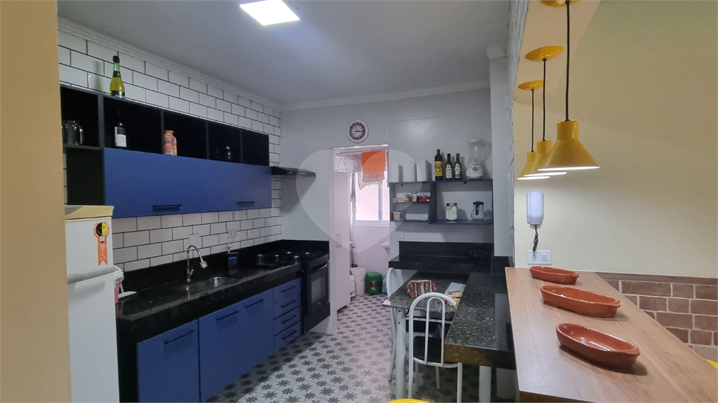 APARTAMENTO À VENDA 2 QUARTOS, SUÍTE COM VAGA BOA VISTA SÃO VICENTE
