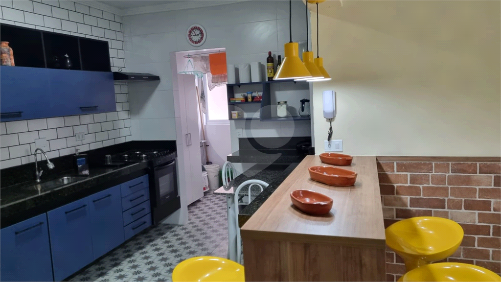 APARTAMENTO À VENDA 2 QUARTOS, SUÍTE COM VAGA BOA VISTA SÃO VICENTE