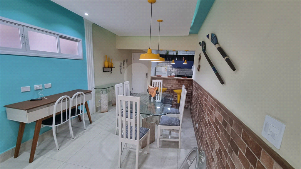 APARTAMENTO À VENDA 2 QUARTOS, SUÍTE COM VAGA BOA VISTA SÃO VICENTE