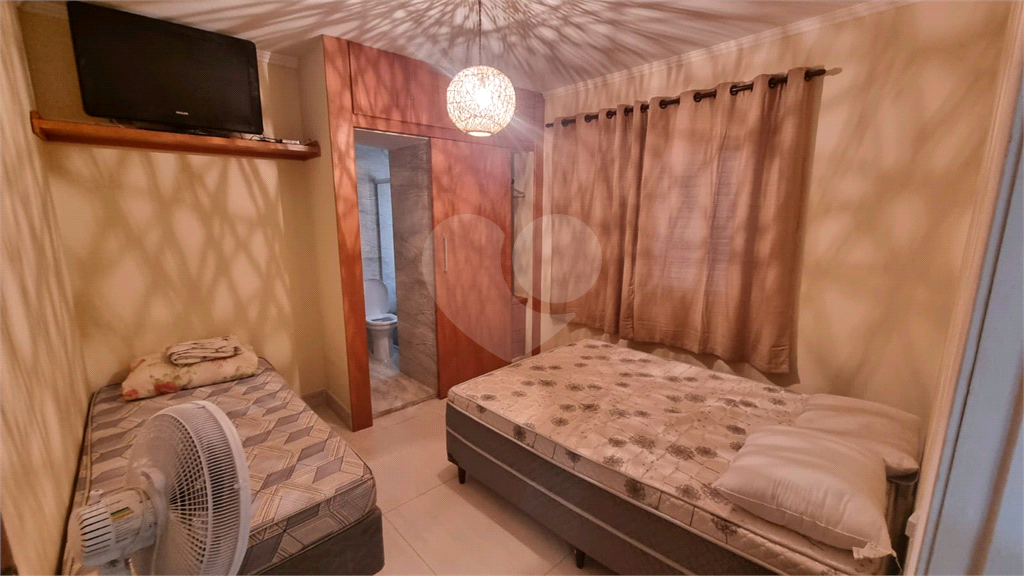 APARTAMENTO À VENDA 2 QUARTOS, SUÍTE COM VAGA BOA VISTA SÃO VICENTE