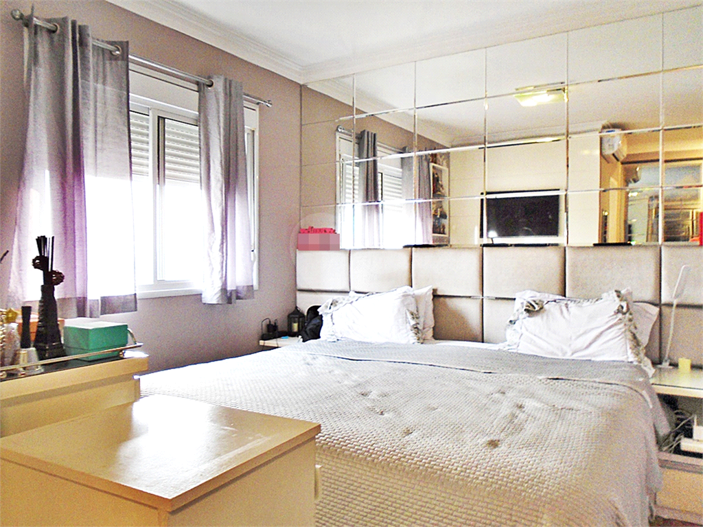 Apartamento à venda com 3 quartos, 195m² - Foto 29