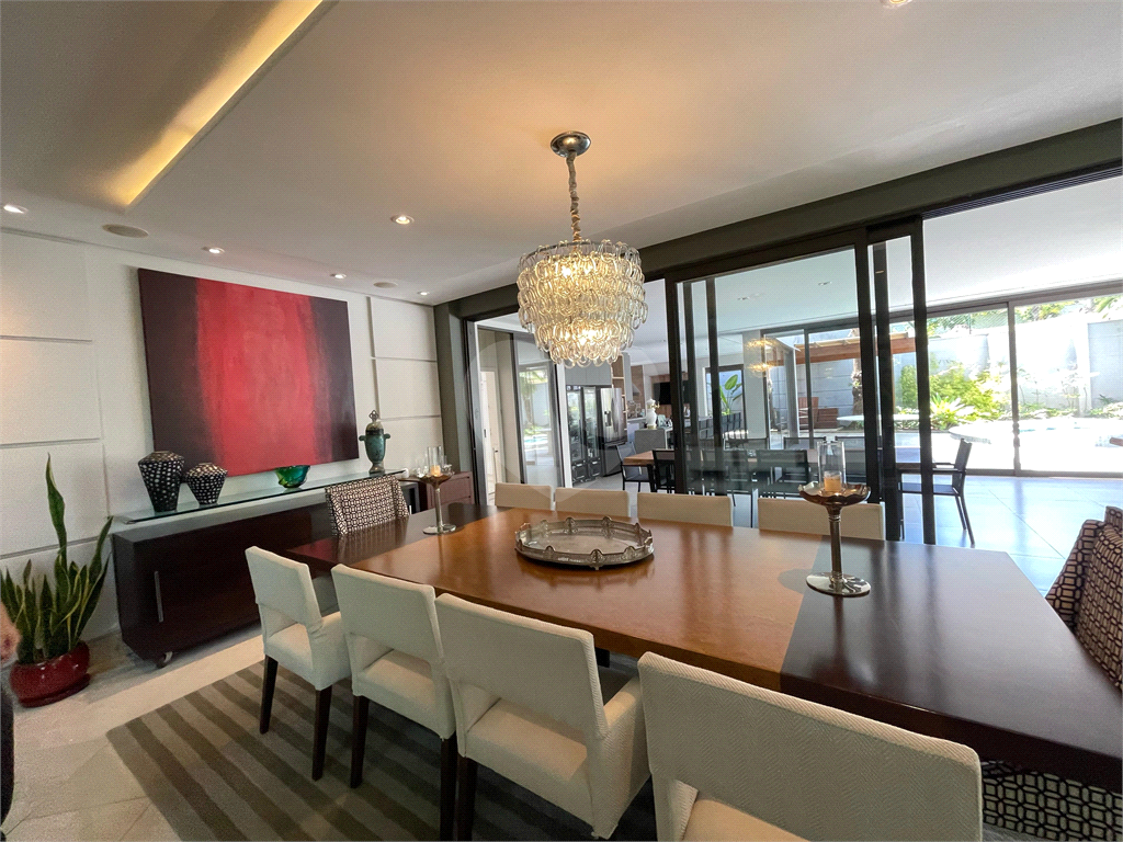 Casa luxo Aldeia da Serra Morada dos Lagos 5 suítes piscina salão de festas espaço gourmet à venda