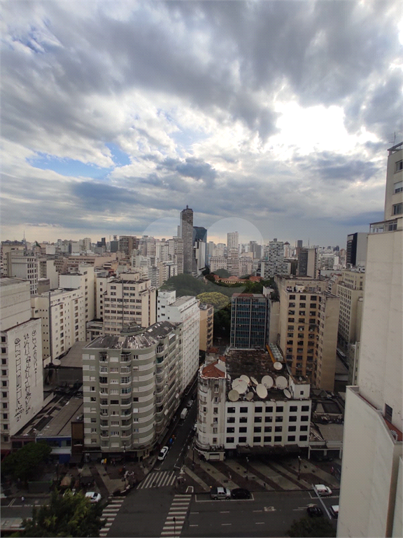 Apartamento à Venda no Centro