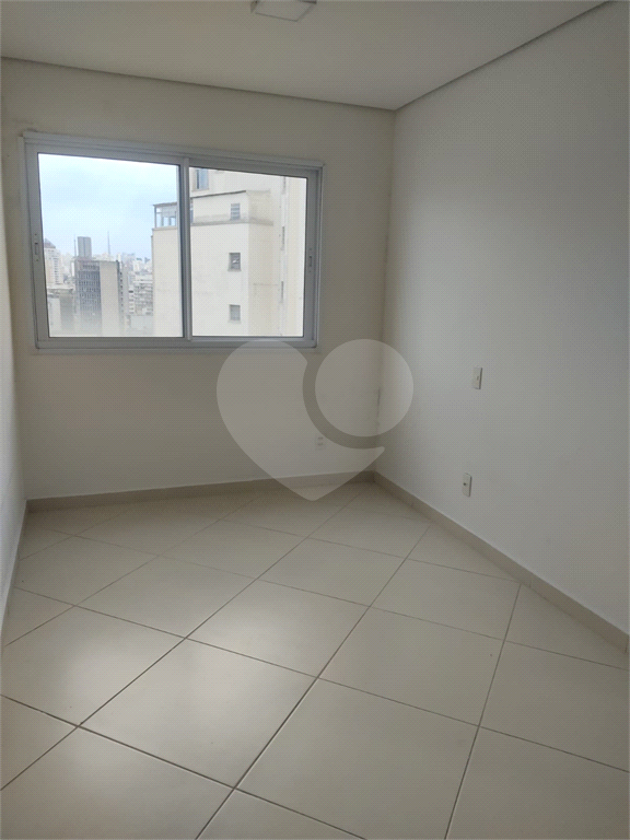 Apartamento à Venda no Centro