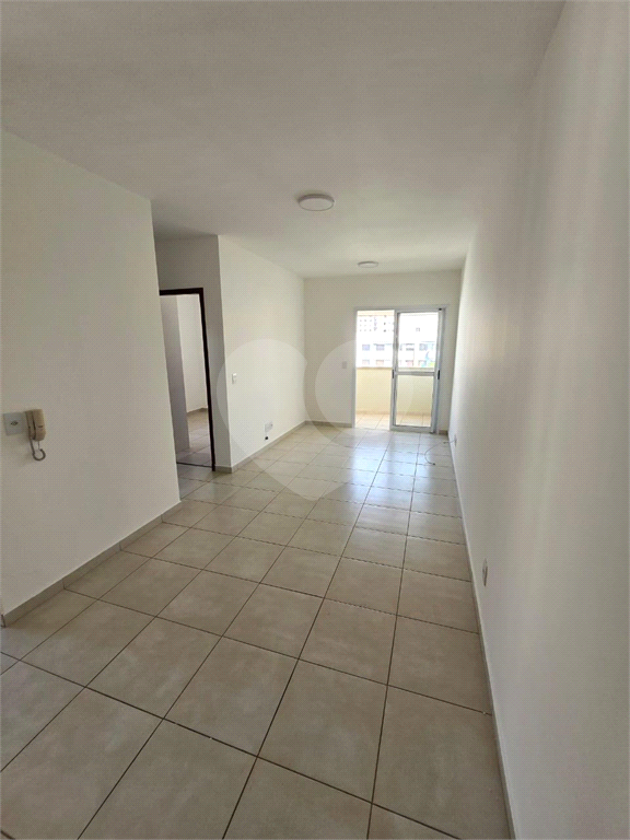 Apartamento para alugar com 2 quartos, 56m² - Foto 21