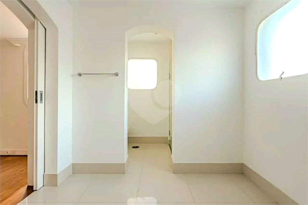 Apartamento Magnífico de 316m² no Coração do Jardim América