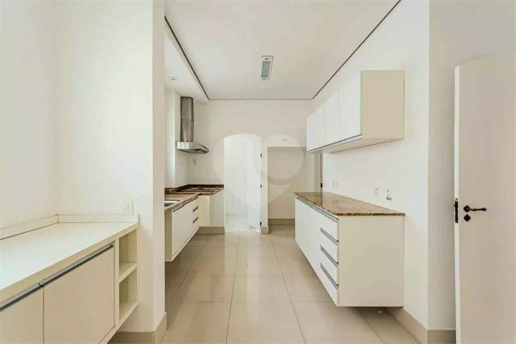 Apartamento Magnífico de 316m² no Coração do Jardim América