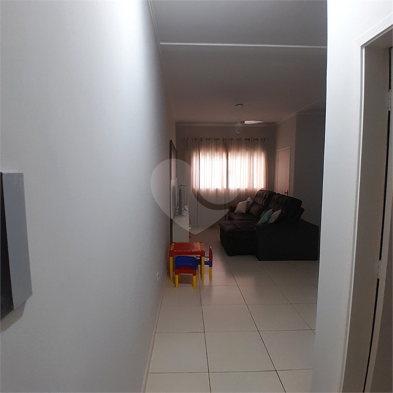 Casa à venda com 2 quartos, 90m² - Foto 5