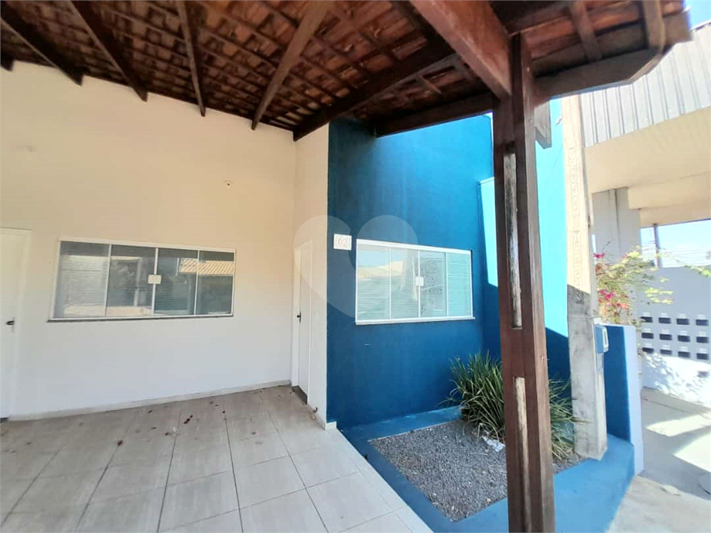 Casa à venda com 2 quartos, 90m² - Foto 18