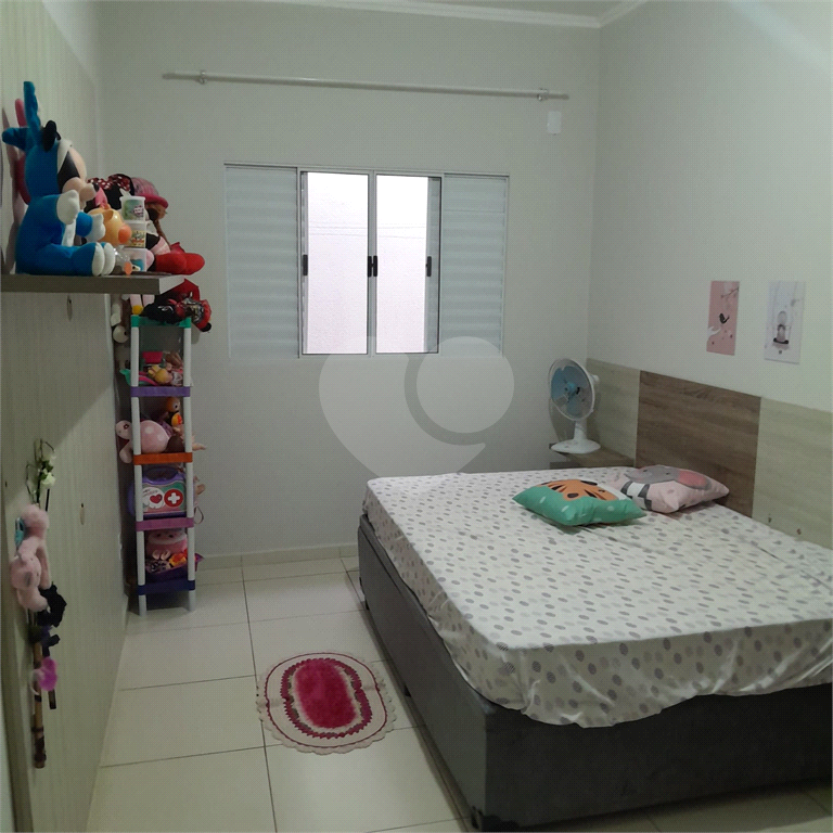 Casa à venda com 2 quartos, 90m² - Foto 12