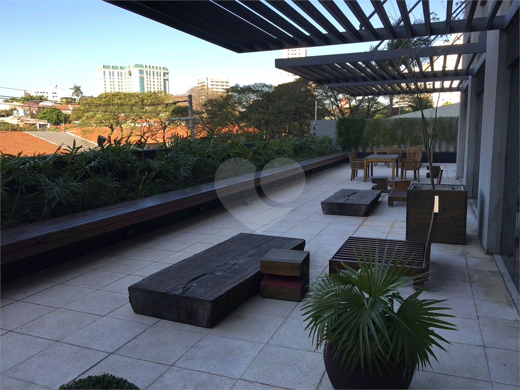 Apartamento com 1 Quarto e 1 banheiro para Alugar, 72 m² - Campo Belo, São Paulo - SP