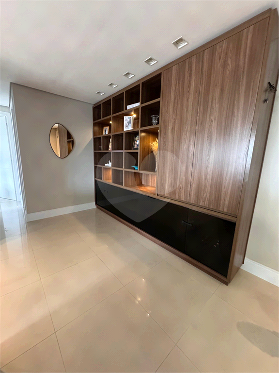 APARTAMENTO em ÁGUA BRANCA