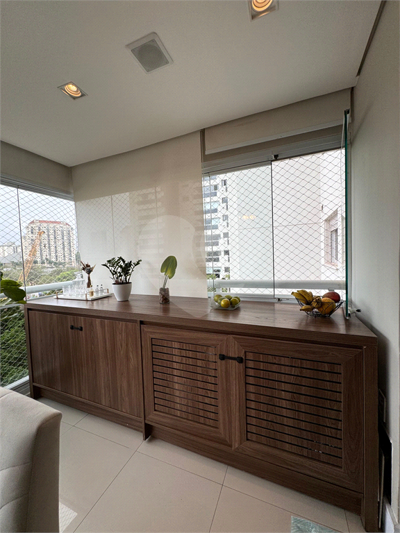 APARTAMENTO em ÁGUA BRANCA